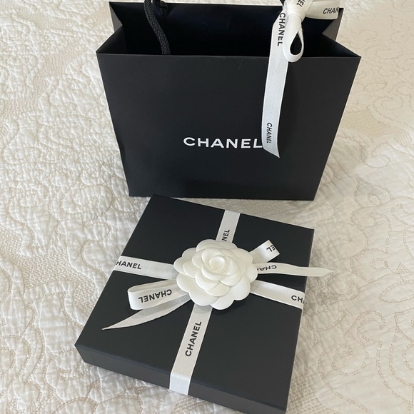 Chanel Necklace ♥️ - Picture 2 of 2